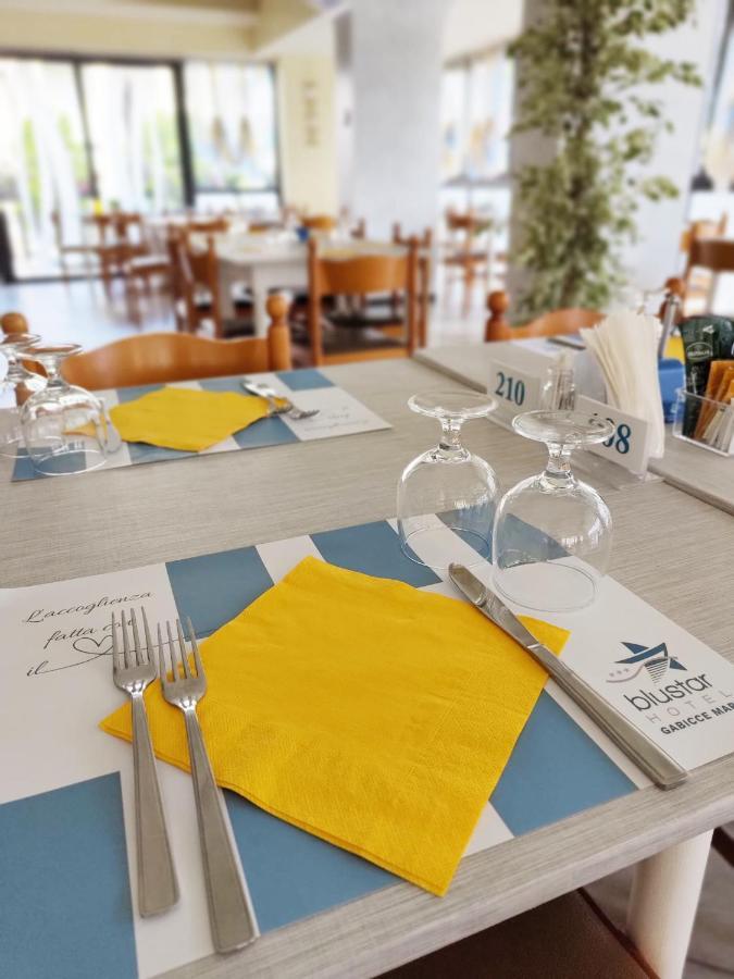 Blu Star Hotel Gabicce Mare Bagian luar foto
