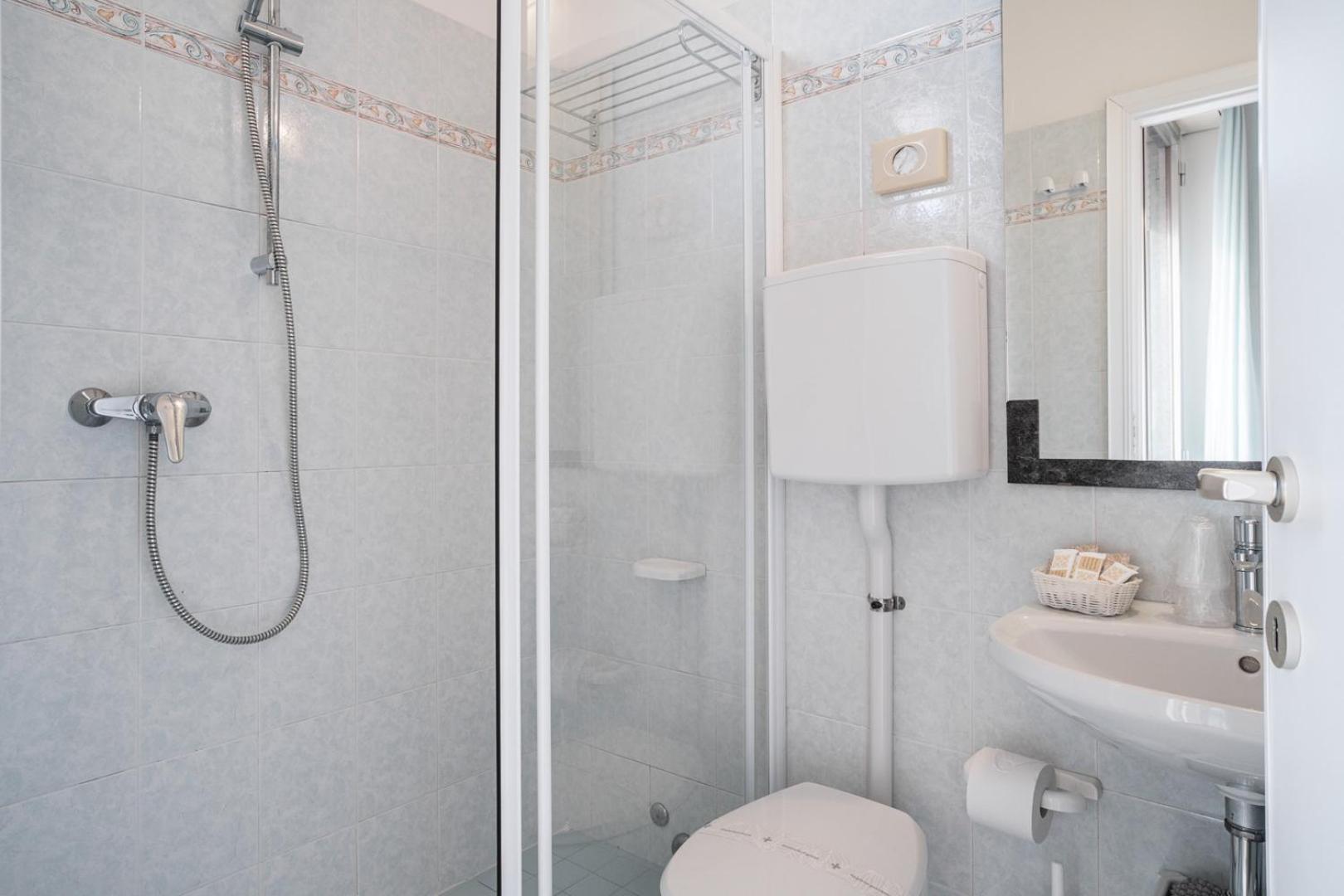 Blu Star Hotel Gabicce Mare Bagian luar foto