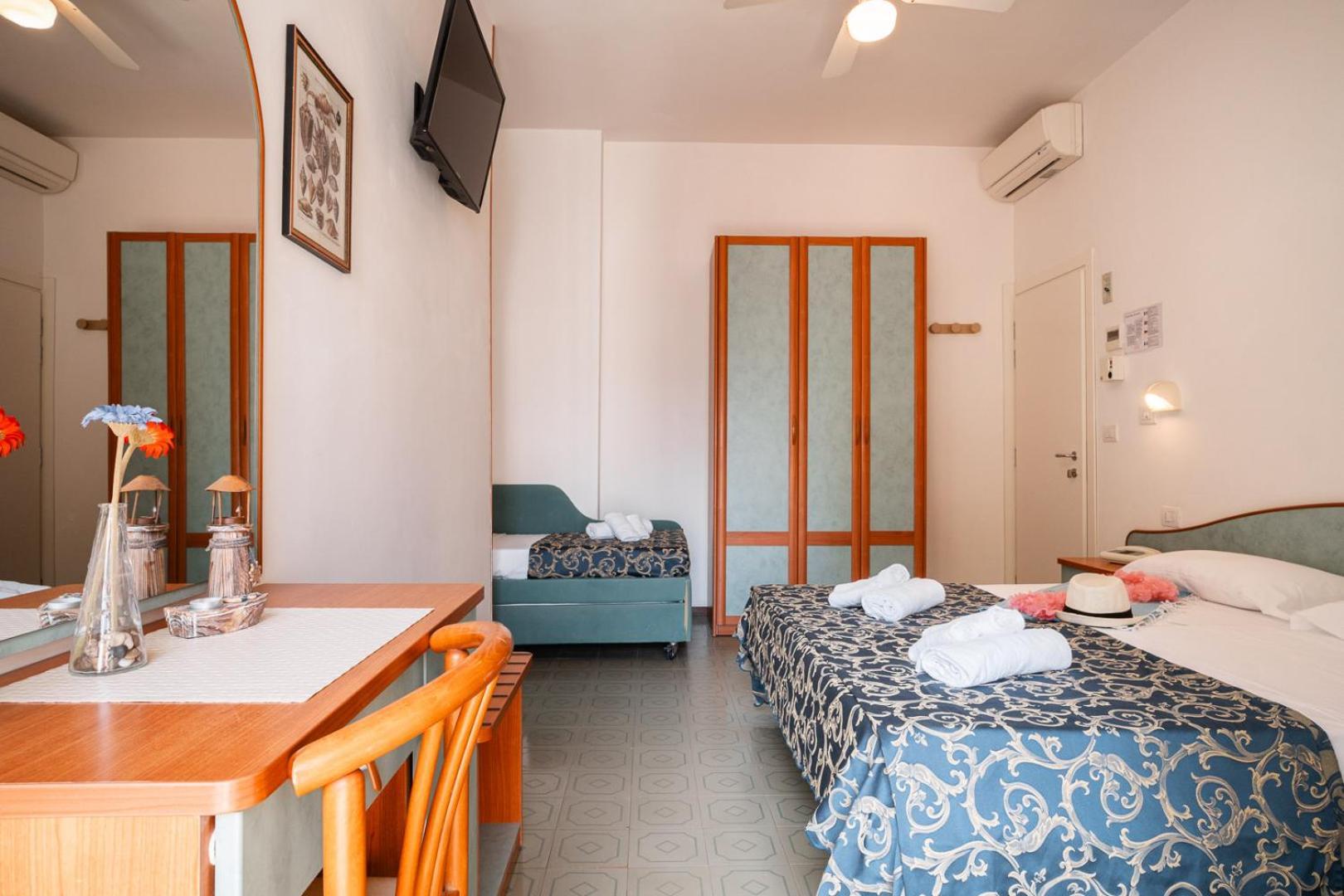 Blu Star Hotel Gabicce Mare Bagian luar foto