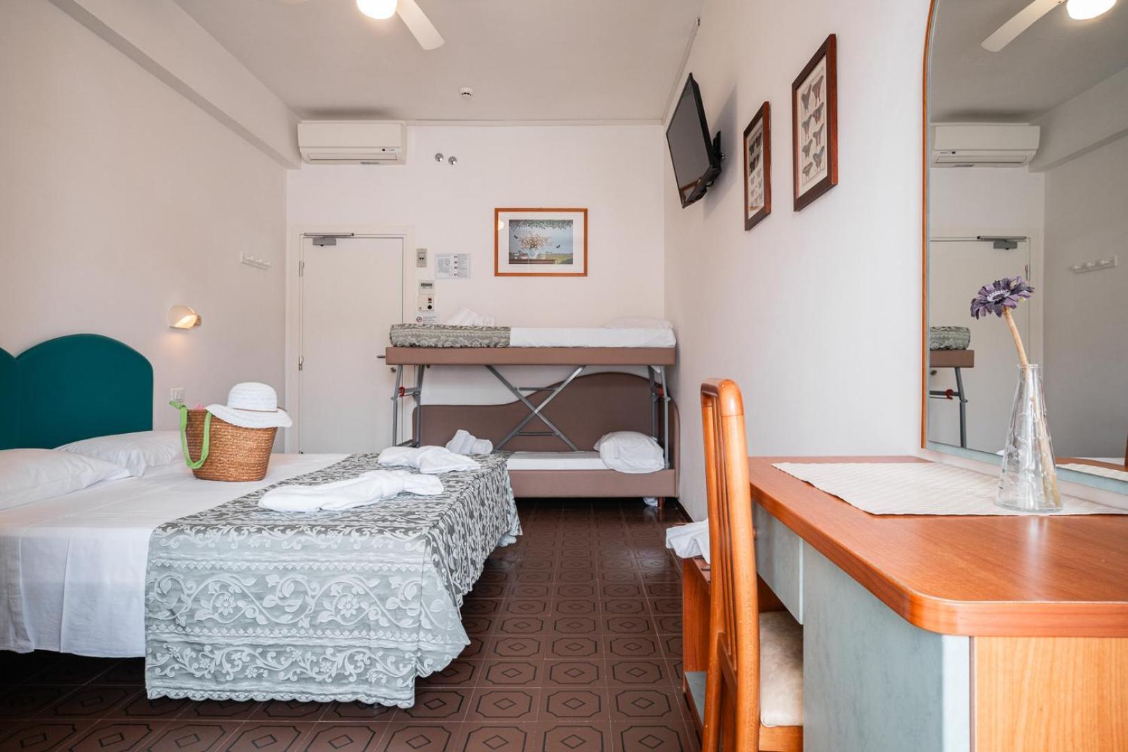 Blu Star Hotel Gabicce Mare Bagian luar foto
