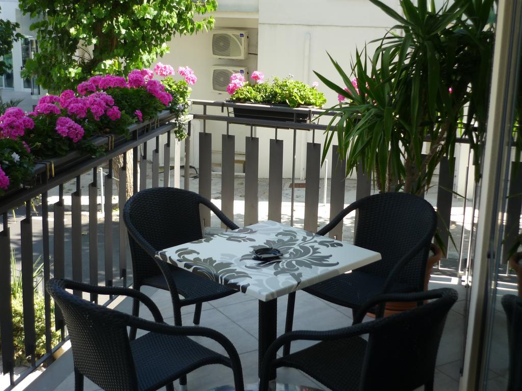 Blu Star Hotel Gabicce Mare Bagian luar foto