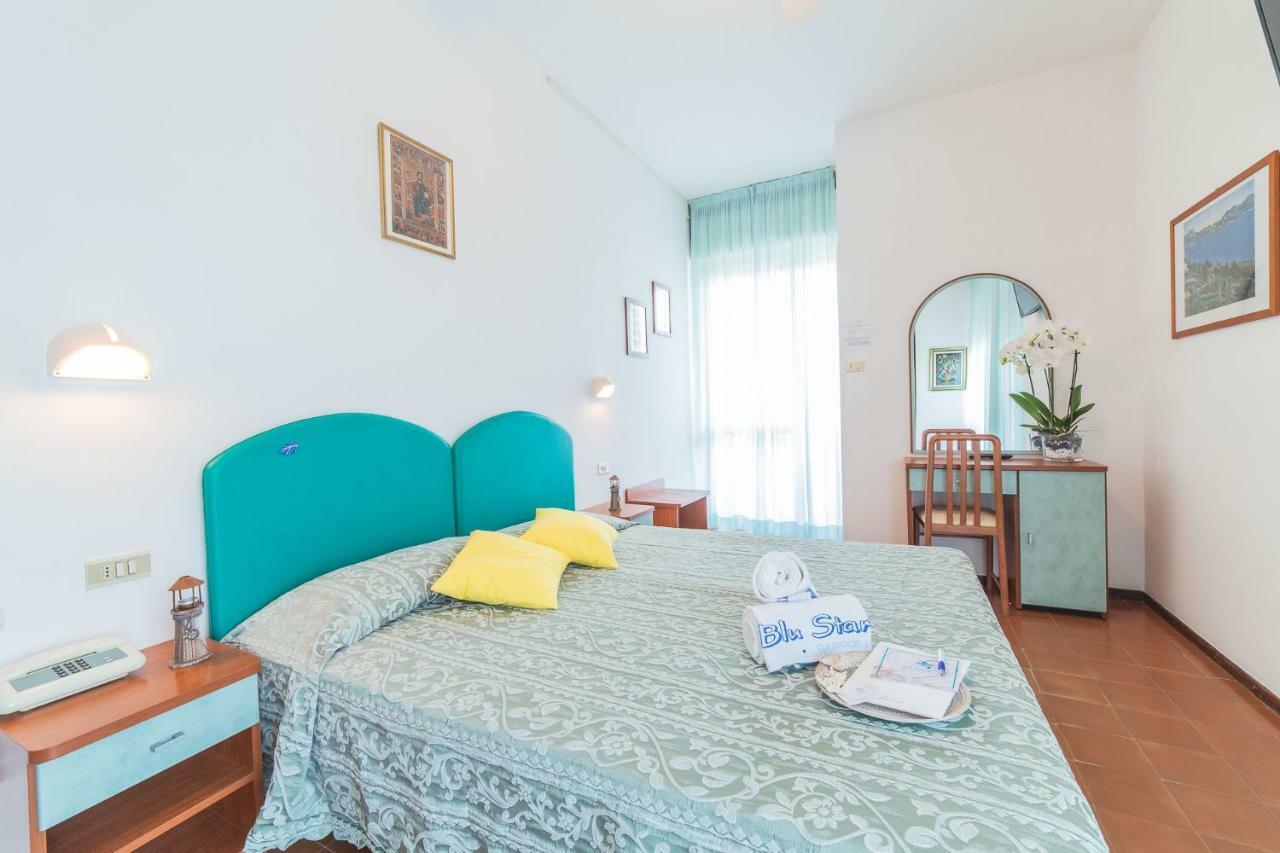 Blu Star Hotel Gabicce Mare Bagian luar foto
