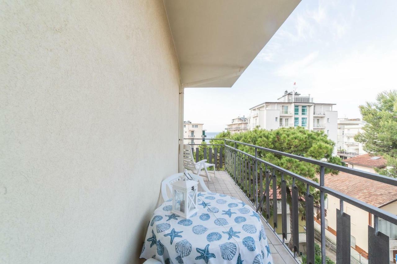 Blu Star Hotel Gabicce Mare Bagian luar foto