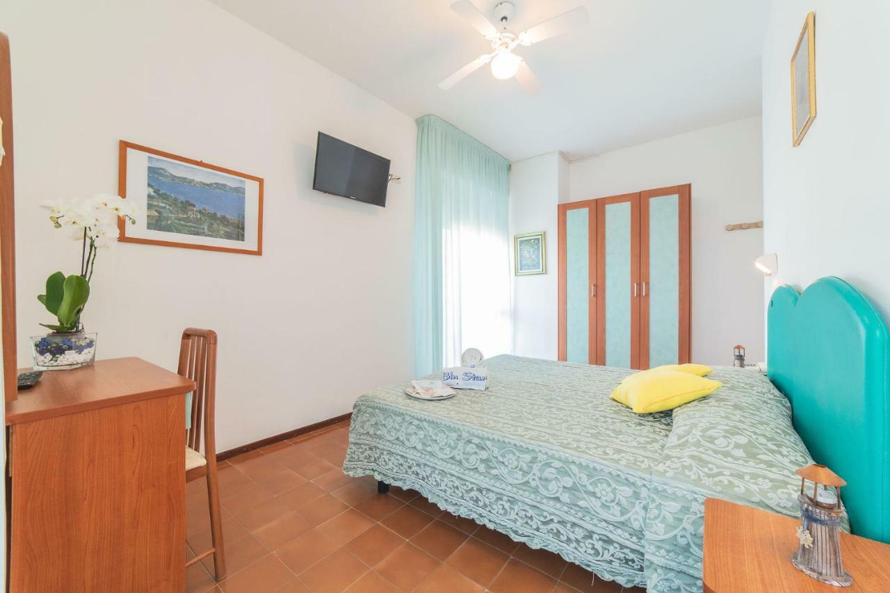 Blu Star Hotel Gabicce Mare Bagian luar foto